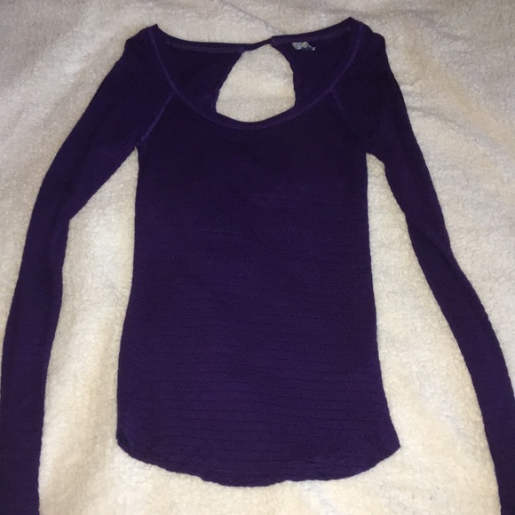 Free People purple long sleeves scrunchy top small - Picture 7 of 8
